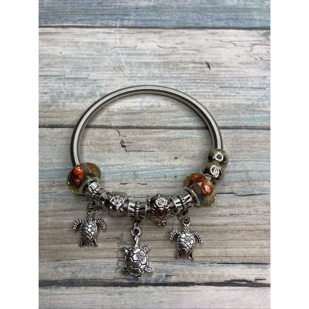 Stretch Bracelet Spring Flex Charm Silver Tone Bracelet Turtles NWOT Multi Color
